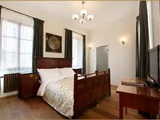 Hotel At The Grape Praga