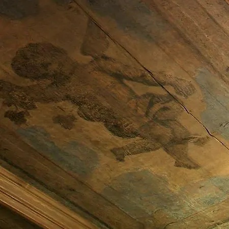 At The Grape Szálloda