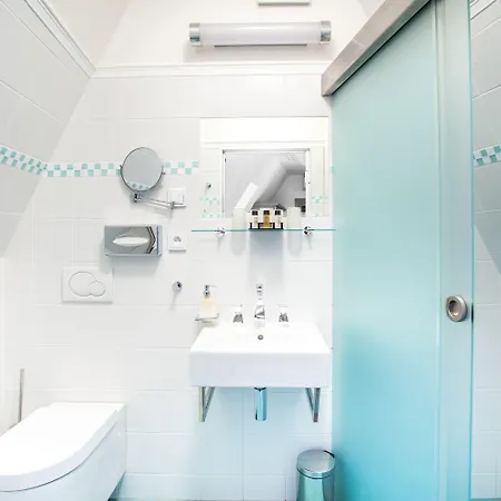 Szálloda At The Grape 4*