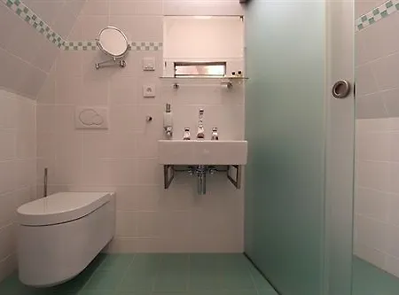 At The Grape 4* Prága