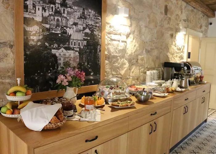 At The Grape ホテル 4*